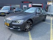 BMW 3-serie - 320i High Executive / NAP / AUTOMAAT / LEE
