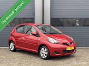 Toyota Aygo - 1.0-12V Aspiration Red Uitvoering _1Ste Eigenaar