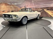 Ford Mustang - Convertible