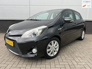 Toyota Yaris - 1.5 Full Hybrid Automaat 5drs - clima - bluetooth - cruise c