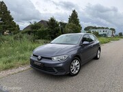 Volkswagen Polo - 1.0 TSI / Luxe / Navi / Camera / Carplay