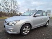 Hyundai i30 - 1.6i Dynamic