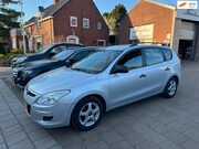 Hyundai i30 - 1.6i Active