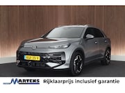 Volkswagen T-Roc - 1.5 eTsi 150pk DSG R-Line First Edition Trekhaak Camera Keyl