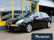 Alfa Romeo Giulietta - 1.4 T Distinctive Clima Trekhaak