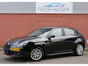 Alfa Romeo Giulietta - 1.4 Turbo MultiAir Super pack veloce. navi. leder. clima.