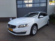 Volvo V60 - | 2.0 T3 Nordic+ | Navi | Media |