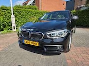 BMW 1-serie - 116i Executive Navigatie / Cruise / Parkeer sensor