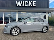 Volkswagen Golf - 1.5 eTSI DSG Panorama Camera facelift HUD Memory