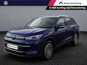 Volkswagen Tiguan - 1.5eHybrid 204PK Life Edition · Trekhaak · Navigatie · Camer