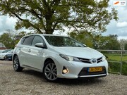 Toyota Auris - 1.8 Hybrid Lease Pro | Half leder + Cruise + Clima nu € 7.97