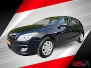 Hyundai i30 - 1.4i Active | NWE APK & KOPPELING | AIRCO