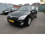 Hyundai i30 - 1.6i Style 5DRS (KM 207640 NAP AIRCO)