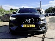 Volvo XC40 - 2.0 B4 Plus Dark