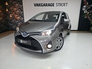 Toyota Yaris - 1.5 Hybrid Dyn.| voll.deal.oh.+ bkje | leer | keyless | jaar