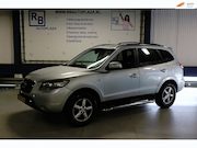 Hyundai Santa Fe - 2.7i V6 Dynamic 7 PERSOONS / APK 2027 / TOP DEAL !
