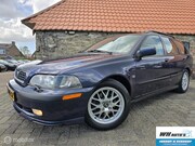 Volvo V40 - 2.0 T4 Ultra 200pk