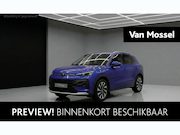 Volkswagen T-Roc - 1.5 eTsi Life First Edition 116 PK| Navigatie | Stoelverwarm