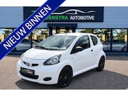 Toyota Aygo - 1.0-12V 3Drs Acces. Leuke wagen. Geleverd met