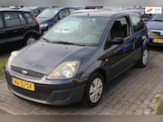 Ford Fiesta - 1.3i Champion Airco Audio Dealer auto NAP APK