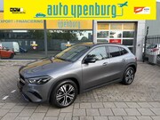 Mercedes-Benz GLA-Klasse - 200 Star Edition * Panoramadak * Sfeerverlichting * Multibea
