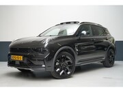 Lynk & Co 01 - 1.5 | Zwart optiek | Panoramadak | Navigatie | Memory | Appl
