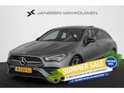 Mercedes-Benz CLA-Klasse - Shooting Brake 200 Business Solution AMG Pano Sfeerverlichti