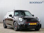 MINI John Cooper Works - Mini 2.0 Essential 232 Pk Automaat Navi / DAB / Camera / App