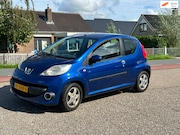 Peugeot 107 - 1.0-12V Dynamic CarPlay/Nap/Airco/Navi/New APK