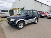 Suzuki Grand Vitara - 2.0 Metal Top