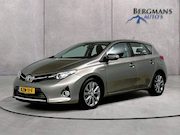 Toyota Auris - 1.8 Hybrid Executive // CAMERA // STOELVERWARMING // CRUISE