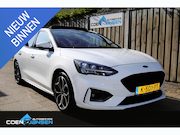 Ford Focus - 1.0 EcoBoost Hybrid ST Line X Business 155 PK . Panorama , B