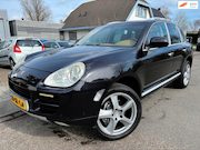 Porsche Cayenne - 3.2 v6 250PK