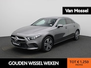 Mercedes-Benz A-klasse - 250 e | Navigatie | Camera | LED Koplampen | Half Lederen Be