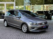 Volkswagen Golf Sportsvan - 1.4 TSI 125pk DSG HighLine| Trekhaak| Navi|Cruise|ECC|Rijkla