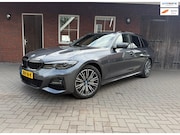 BMW 3-serie - Touring 330e Business Edition Plus | Pano| Leder| Trekhaak|