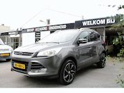 Ford Kuga - 1.6 Titanium Plus 4WD / AUTOMAAT / PANO / Camera / Keyless E