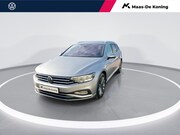 Volkswagen Passat - Variant 1.5TSI/150PK Elegance DSG · Navigatie · Trekhaak · C