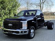 Ford F-350 - 6.7L Turbo V8 Power Stroke Chassis DRW