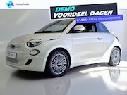 Fiat 500e - 42kWh 118pk PDC CAMERA LMV CARPLAY STOELVERWARMING Automaat
