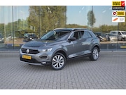 Volkswagen T-Roc - 1.5 TSI Sport | Trekhaak | Stoelverwarming | Navigatie | Ink