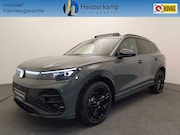 Volkswagen Tiguan - 1.5 eHybrid 272pk DSG/AUT R-Line Wegklapbare trekhaak, Panor