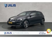 Volkswagen Golf - 1.4 TSI GTE Trekhaak | Lederen bekleding | Panoramadak | Nav