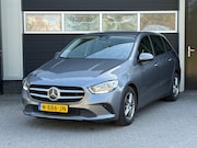Mercedes-Benz B-klasse - 180 Business Solution Plus Navi, Stoelverwarming, Camera, Cr