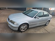 BMW 3-serie - 323i Executive