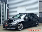 Volkswagen Golf - 8.5 1.5 eTSI 3X R-Line 150PK|PANO|360 CAMERA|SFEER|CARPLAY|F