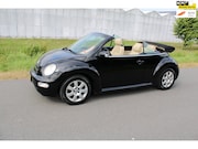 Volkswagen Beetle - New Cabriolet 1.6 met Leder en Airco en elektrische Kap