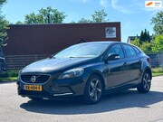 Volvo V40 - 1.6 T2 Kinetic Camera*Cruise*Airco*Trekhaak*LM velgen*6 vers