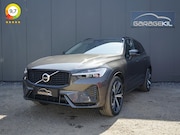 Volvo XC60 - 2.0 T6 Plug-in hybrid AWD Plus Dark Dealer onderh / Pano / 1