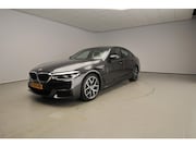 BMW 5-serie - Sedan 520i M Sportpakket | Trekhaak elek. | M Sport | Leder